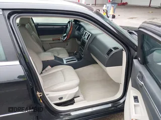 2005 Chrysler 300 with VIN 2C3AA63H45H674987, listed as a IAAI auction lot 41560730 with 101,659 mi miles. Bid and sale history available at carsss.com. Image 5.