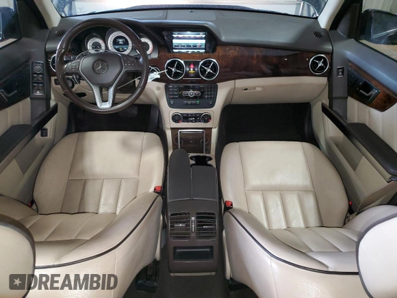 2014 Mercedes-Benz GLK 350 with VIN WDCGG8JB3EG267201, listed as a Copart auction lot 53795955 with 139,064 mi miles and Non Repairable. Bid and sale history available at DreamBid. Image 8.