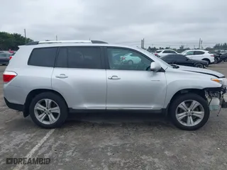 2012 Toyota Highlander Limited with VIN 5TDYK3EH6CS068298, listed as a IAAI auction lot 41407134 with 114,713 mi miles. Bid and sale history available at carsss.com. Image 13.