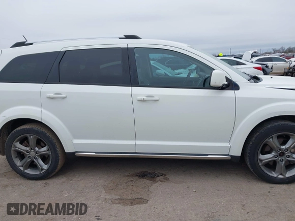 2016 Dodge Journey Crossroad Plus z VIN 3C4PDCGB9GT148592, wystawiony jako IAAI lot #41637712 z przebiegiem 145 662 mil mil oraz . Historia ofert i sprzedaży dostępna na DreamBid. Obrazek 13.