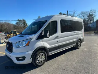 2022 Ford Transit Passenger XL with VIN 1FBAX2C81NKA48667, listed as a Copart auction lot 41432375 with 53,995 mi miles and Clean Title. Bid and sale history available at carsss.com. Image 1.