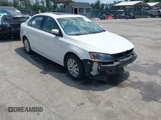 2011 Volkswagen Jetta SE with VIN 3VWDX7AJ9BM335056, listed as a IAAI auction lot 42763836 with 210,856 mi miles and . Bid and sale history available at DreamBid. Image 1.