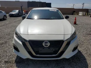 2019 Nissan Altima SR with VIN 1N4BL4CV8KC219519, listed as a Copart auction lot 54791305 with 60,663 mi miles and Salvage Title. Bid and sale history available at DreamBid. Image 5.