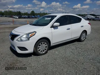 2016 Nissan Versa S Plus with VIN 3N1CN7AP0GL814636, listed as a Copart auction lot 52901165 with 176,298 mi miles and Clean Title. Bid and sale history available at carsss.com. Image 1.