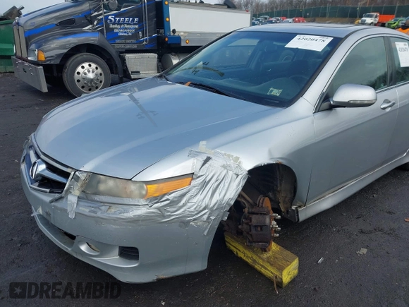 2006 Acura TSX with VIN JH4CL96836C027317, listed as a IAAI auction lot 42020478 with 1 mi miles. Bid and sale history available at carsss.com. Image 6.