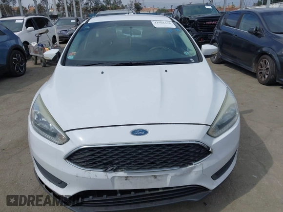 2015 Ford Focus SE with VIN 1FADP3K22FL315960, listed as a IAAI auction lot 41968426 with 184,726 mi miles. Bid and sale history available at carsss.com. Image 12.