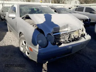 2002 Mercedes-Benz E-Class with VIN WDBJF65J12B472205, listed as a Copart auction lot 82494454 with 0 mi miles and Non Repairable. Bid and sale history available at carsss.com. Image 5.