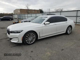 2020 BMW 7 Series 740i with VIN WBA7T2C02LCE43427, listed as a Copart auction lot 84253634 with 61,180 mi miles and Salvage Title. Bid and sale history available at carsss.com. Image 1.