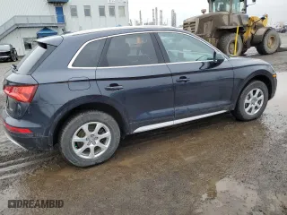 2020 Audi Q5 Premium with VIN WA1ANAFY4L2056924, listed as a Copart auction lot 51133895 with 89,070 mi miles and Salvage Title. Bid and sale history available at carsss.com. Image 3.