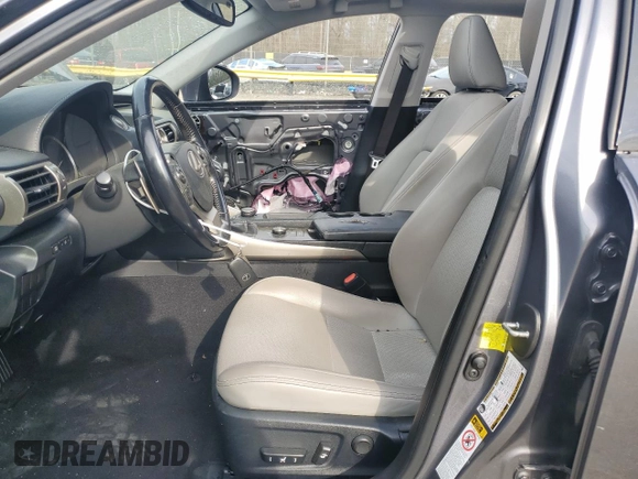 2016 Lexus IS 200t z VIN JTHBA1D25G5007710, wystawiony jako Copart lot #51650845 z przebiegiem 94 941 mil mil oraz Szkoda całkowita • Salvage title. Historia ofert i sprzedaży dostępna na DreamBid. Obrazek 7.