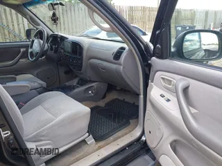 2004 Toyota Tundra SR5 with VIN 5TBDT44154S458664, listed as a IAAI auction lot 42215864 with 177,694 mi miles and . Bid and sale history available at DreamBid. Image 5.