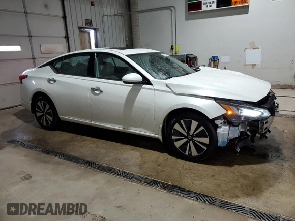 2019 Nissan Altima SV z VIN 1N4BL4DW5KC193503, wystawiony jako Copart lot #58120855 z przebiegiem 105 037 mil mil oraz Szkoda całkowita • Salvage title. Historia ofert i sprzedaży dostępna na DreamBid. Obrazek 4.