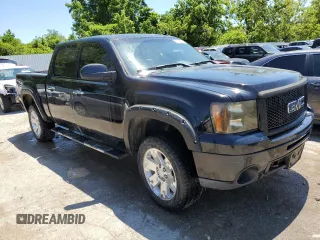 2007 GMC Sierra Denali z VIN 2GTEK638271695441, wystawiony jako Copart lot #57861314 z przebiegiem 233 123 mil mil oraz Szkody całkowita. Historia ofert i sprzedaży dostępna na DreamBid. Obrazek 4.