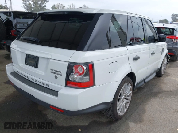 2011 Land Rover Range Rover Sport HSE Lux with VIN SALSK2D43BA702850, listed as a IAAI auction lot 42116624 with 99,733 mi miles and . Bid and sale history available at DreamBid. Image 4.