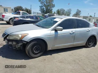 2008 Honda Accord LX z VIN 1HGCP26318A120399, wystawiony jako IAAI lot #42175074 z przebiegiem 195 637 mil mil oraz . Historia ofert i sprzedaży dostępna na DreamBid. Obrazek 14.