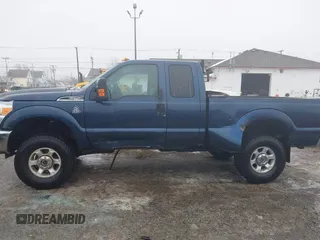 2016 Ford Super Duty F-250 SRW XLT with VIN 1FT7X2B61GEB47125, listed as a IAAI auction lot 41473078 with 185,112 mi miles. Bid and sale history available at carsss.com. Image 14.