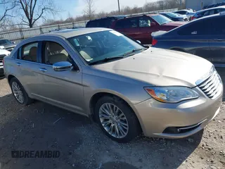 2013 Chrysler 200 Limited with VIN 1C3CCBCG7DN574679, listed as a IAAI auction lot 41863682 with 146,712 mi miles and . Bid and sale history available at carsss.com. Image 1.