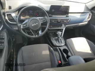 2023 Kia Seltos Nightfall with VIN KNDEUCA25P7414307, listed as a Copart auction lot 68416214 with 29,055 mi miles and Salvage Title. Bid and sale history available at DreamBid. Image 8.