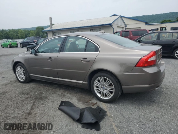 2007 Volvo S80 V8 z VIN YV1AH852071020057, wystawiony jako Copart lot #61176825 z przebiegiem 1 185 225 mil mil oraz Czysty tytuł • Clean title. Historia ofert i sprzedaży dostępna na DreamBid. Obrazek 2.