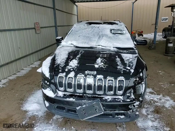 2015 Jeep Cherokee Latitude with VIN 1C4PJLCS6FW670264, listed as a Copart auction lot 88897705 with NaN miles and Salvage Title. Bid and sale history available at carsss.com. Image 12.