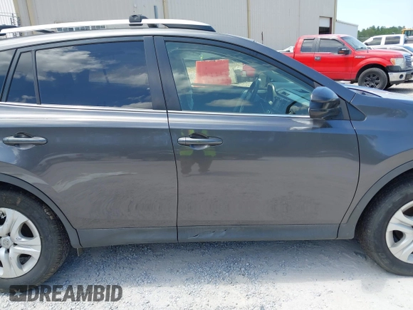 2014 Toyota RAV4 LE с VIN JTMZFREV0EJ021172, выставлен на аукционе IAAI как лот 42123498 с пробегом 63 846 миль миль и . История ставок и продаж доступна на DreamBid. Изображение 13.