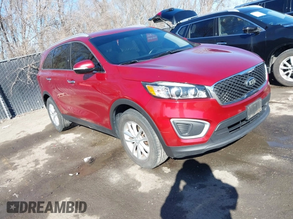 2017 Kia Sorento LX with VIN 5XYPG4A35HG269112, listed as a IAAI auction lot 41670568 with 126,741 mi miles. Bid and sale history available at carsss.com. Image 1.