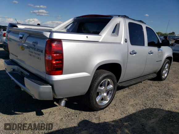 2013 Chevrolet Avalanche LT with VIN 3GNMCFE06DG374853, listed as a Copart auction lot 51301125 with 170,925 mi miles and Salvage Title. Bid and sale history available at DreamBid. Image 3.