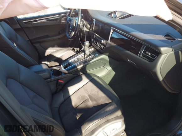 2021 Porsche Macan with VIN WP1AA2A52MLB09795, listed as a IAAI auction lot 42075503 with 26,834 mi miles and . Bid and sale history available at DreamBid. Image 5.