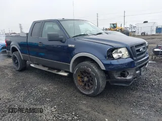 2006 Ford F-150 XLT with VIN 1FTPX14546FA19856, listed as a IAAI auction lot 41725547 with 176,273 mi miles. Bid and sale history available at carsss.com. Image 1.
