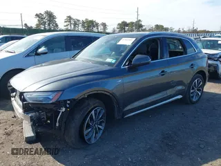2022 Audi Q5 S line Premium Plus with VIN WA1EAAFY6N2111079, listed as a IAAI auction lot 41561501 with 67,799 mi miles. Bid and sale history available at carsss.com. Image 2.