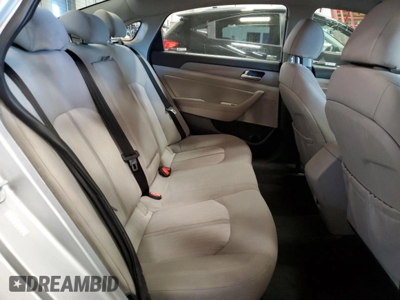 2019 Hyundai Sonata Hybrid SE with VIN KMHE24L32KA090936, listed as a Copart auction lot 49144353 with 80,044 mi miles. Bid and sale history available at carsss.com. Image 10.