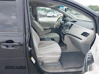 2014 Toyota Sienna LE AAS с VIN 5TDKK3DC6ES429219, выставлен на аукционе IAAI как лот 42787740 с пробегом 171 629 миль миль и . История ставок и продаж доступна на DreamBid. Изображение 5.