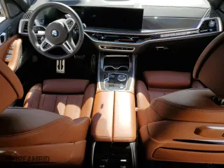 2024 BMW X7 M60i with VIN 5UX33EM08R9T81499, listed as a Copart auction lot 47220095 with 5,328 mi miles and Salvage Title. Bid and sale history available at carsss.com. Image 8.