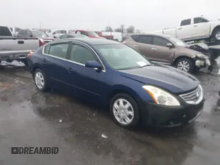 2012 Nissan Altima 2.5 S with VIN 1N4AL2AP5CC239250, listed as a IAAI auction lot 41554436 with 131,122 mi miles. Bid and sale history available at carsss.com. Image 1.