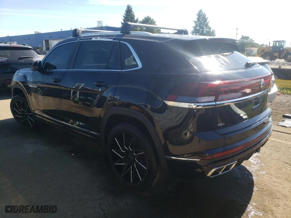 2024 Volkswagen Atlas Cross Sport 2.0T SEL R-Line with VIN 1V2AE2CA7RC213544, listed as a Copart auction lot 69640354 with 2,365 mi miles and Salvage Title. Bid and sale history available at carsss.com. Image 2.