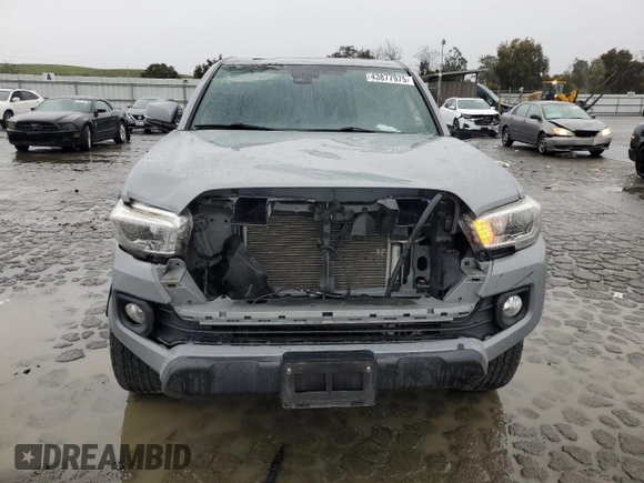 2021 Toyota Tacoma 4WD SR5 with VIN 3TMDZ5BN5MM098717, listed as a Copart auction lot 43877975 with 21,328 mi miles and Salvage Title. Bid and sale history available at carsss.com. Image 5.