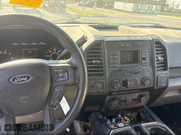 2015 Ford F-150 XLT with VIN 1FTEW1EPXFKD79599, listed as a Copart auction lot 53406455 with 201,199 mi miles and Clean Title. Bid and sale history available at carsss.com. Image 9.