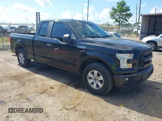 2015 Ford F-150 XL with VIN 1FTEX1C88FKE45401, listed as a IAAI auction lot 42667833 with 250,866 mi miles and . Bid and sale history available at DreamBid. Image 1.
