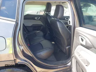 2022 Jeep Compass Latitude with VIN 3C4NJCBB5NT103444, listed as a IAAI auction lot 42237820 with 19,159 mi miles and . Bid and sale history available at DreamBid. Image 8.