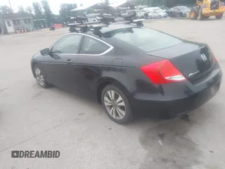 2011 Honda Accord EX с VIN 1HGCS1B75BA007841, выставлен на аукционе IAAI как лот 42597249 с пробегом 217 501 миль миль и . История ставок и продаж доступна на DreamBid. Изображение 3.