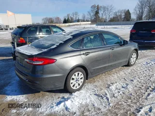 2019 Ford Fusion S with VIN 3FA6P0G70KR209594, listed as a IAAI auction lot 41039479 with 143,209 mi miles and . Bid and sale history available at DreamBid. Image 4.