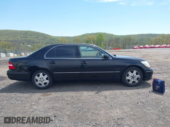 2005 Lexus LS 430 z VIN JTHBN36F450174540, wystawiony jako IAAI lot #42127938 z przebiegiem 216 251 mil mil oraz . Historia ofert i sprzedaży dostępna na DreamBid. Obrazek 13.