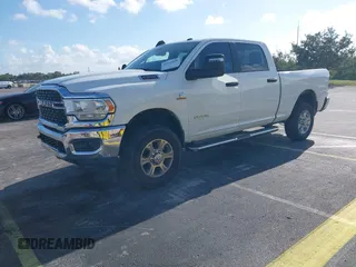 2024 Ram 2500 Big Horn with VIN 3C6UR5DL6RG285652, listed as a IAAI auction lot 42511830 with 36,041 mi miles and . Bid and sale history available at DreamBid. Image 2.