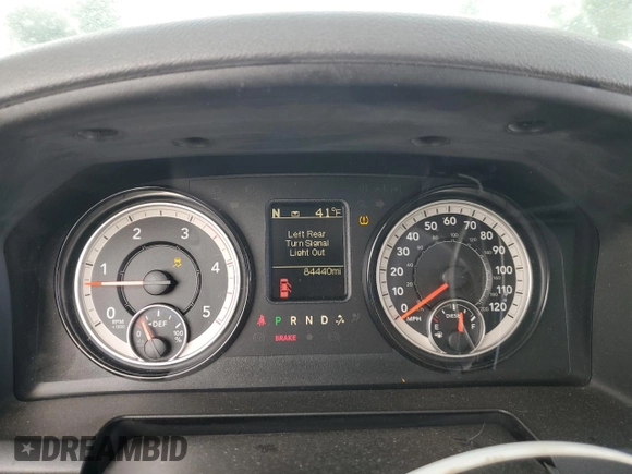 2018 Ram 2500 Big Horn with VIN 3C6UR5DL2JG209589, listed as a Copart auction lot 41990485 with 84,440 mi miles and Salvage Title. Bid and sale history available at carsss.com. Image 9.