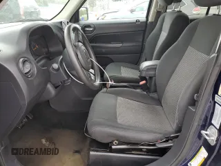 2015 Jeep Patriot Sport z VIN 1C4NJPBA6FD190521, wystawiony jako Copart lot #53051065 z przebiegiem 130 422 mil mil oraz Szkoda całkowita • Salvage title. Historia ofert i sprzedaży dostępna na DreamBid. Obrazek 7.