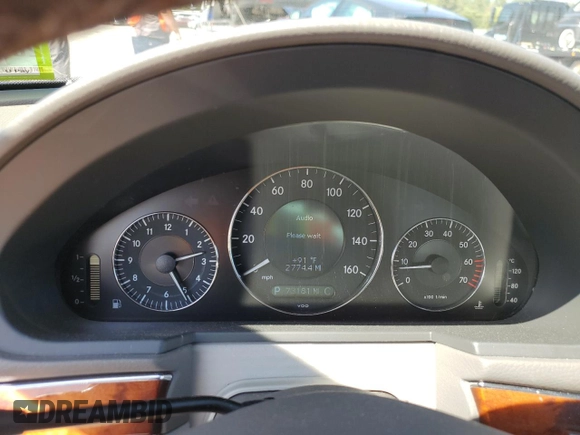 2005 Mercedes-Benz E 320 with VIN WDBUF82J55X178701, listed as a Copart auction lot 70344904 with 73,181 mi miles and Clean Title. Bid and sale history available at DreamBid. Image 9.