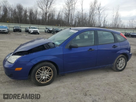 2005 Ford Focus S with VIN 3FAFP37N85R101955, listed as a Copart auction lot 53199895 with 135,984 mi miles and Salvage Title. Bid and sale history available at carsss.com. Image 1.
