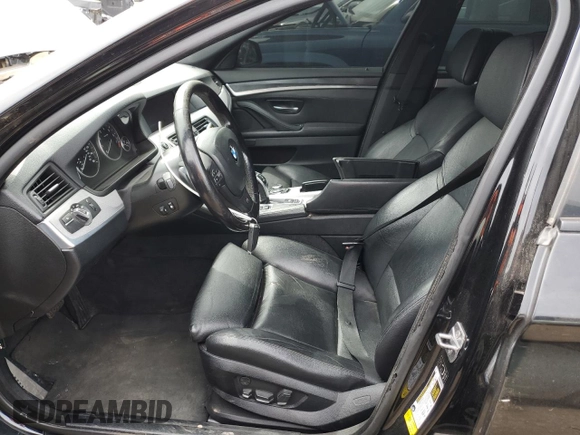 2013 BMW 5 Series 550i with VIN WBAFR9C57DDX80442, listed as a Copart auction lot 54935275 with 92,346 mi miles and Clean Title. Bid and sale history available at carsss.com. Image 7.