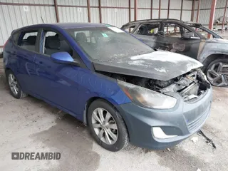 2012 Hyundai Accent SE with VIN KMHCU5AE1CU032120, listed as a IAAI auction lot 41692727 with 1 mi miles. Bid and sale history available at carsss.com. Image 1.