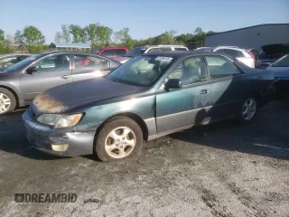 1997 Lexus ES 300 z VIN JT8BF22G7V0047805, wystawiony jako Copart lot #52306135 z przebiegiem Nie podano mil oraz Szkoda całkowita • Salvage title. Historia ofert i sprzedaży dostępna na DreamBid. Obrazek 1.